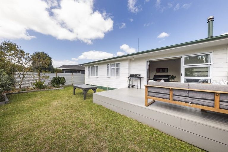 Photo of property in 30 Ruamahanga Crescent, Terrace End, Palmerston North, 4410