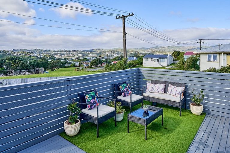 Photo of property in 10a Tuki Street, Titahi Bay, Porirua, 5022