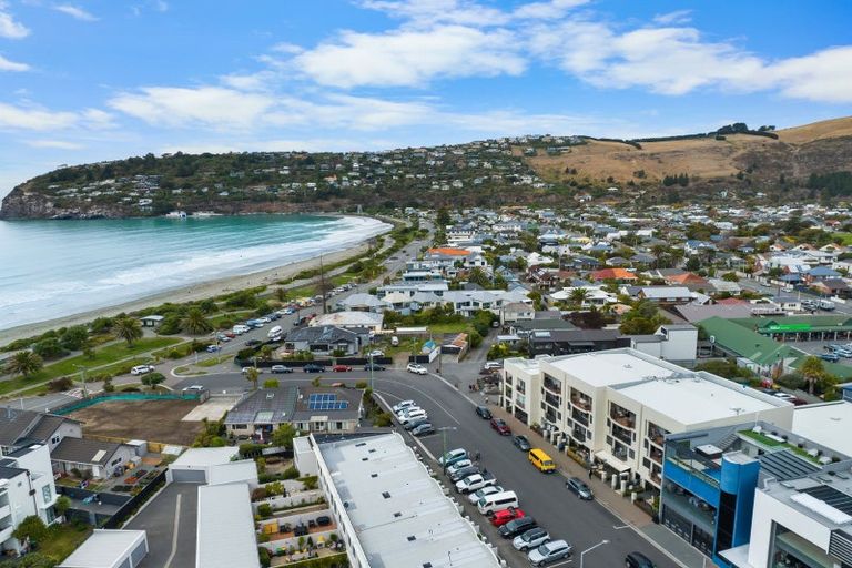 Photo of property in Admiralty Courts, 14/42 Marriner Street, Sumner, Christchurch, 8081