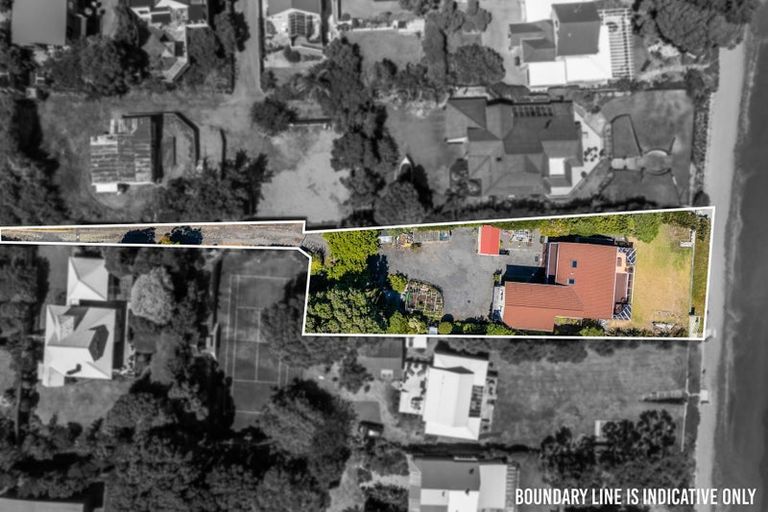 Photo of property in 24 Newry Road, Raumati Beach, Paraparaumu, 5032