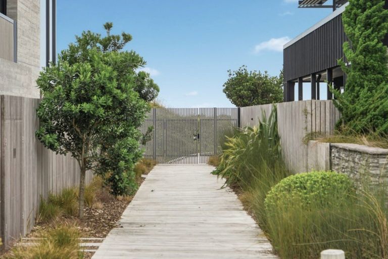 Photo of property in 6 Otira Close, Papamoa Beach, Papamoa, 3118