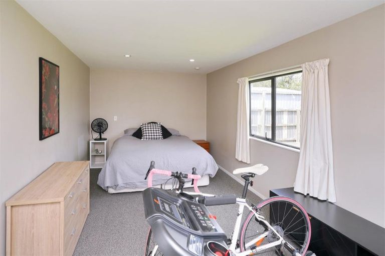 Photo of property in 24 Lincoln Road, Hillmorton, Christchurch, 8024