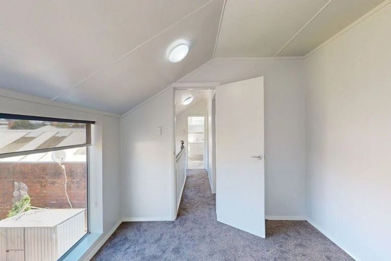 Photo of property in 141 Grant Road, Thorndon, Wellington, 6011