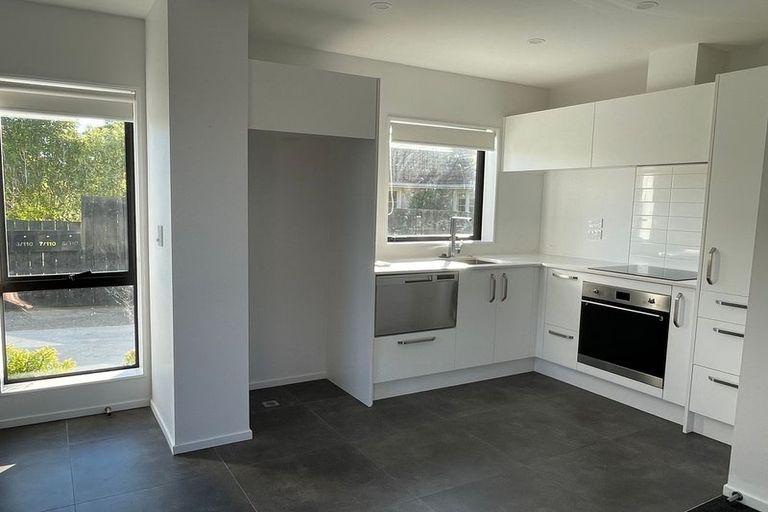 Photo of property in 1/110 Kervil Avenue, Te Atatu Peninsula, Auckland, 0610