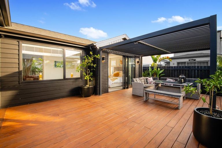 Photo of property in 5 Waipana Street, Hobsonville, Auckland, 0618