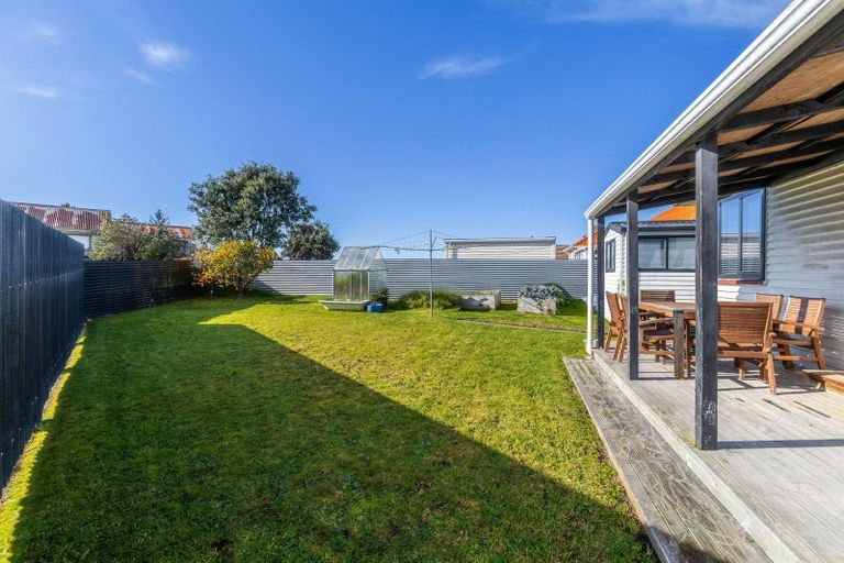 Photo of property in 32 Duigan Street, Gonville, Whanganui, 4501