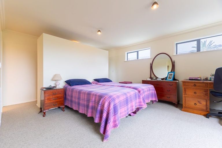 Photo of property in 24 Rodney Avenue, Te Horo Beach, Otaki, 5581
