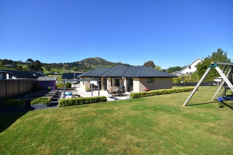 Photo of property in 48 Heathfield Drive, Mosgiel, 9024