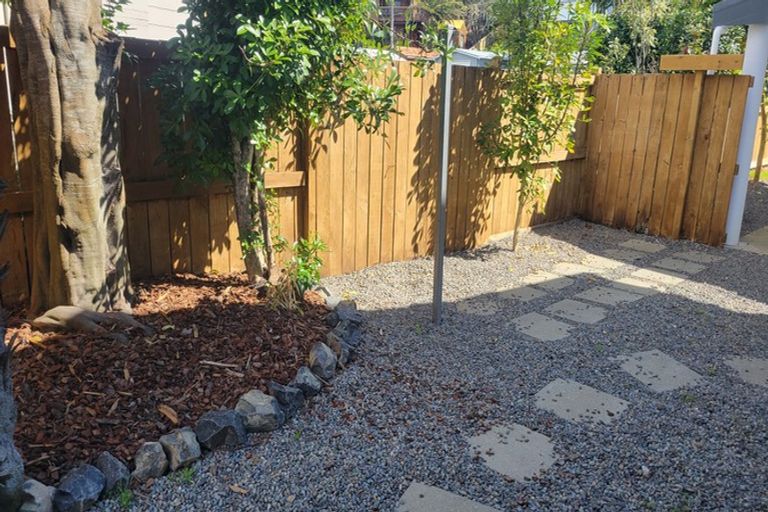 Photo of property in 14 Harbour View Road, Omokoroa, 3114