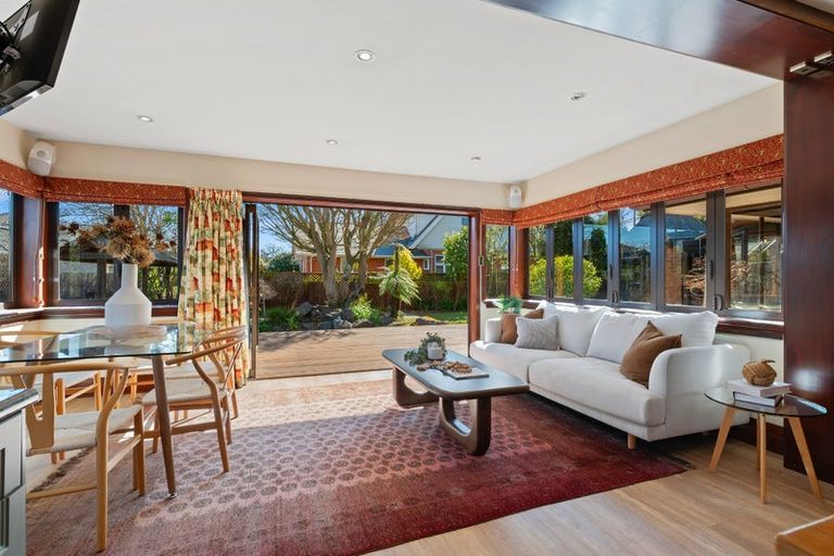 Photo of property in 283 Papanui Road, Merivale, Christchurch, 8052