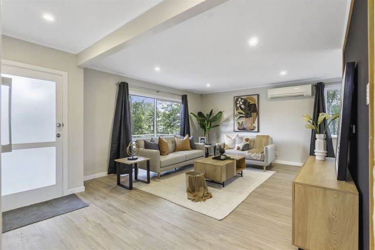 Photo of property in 34 Brentford Place, Manurewa, Auckland, 2102