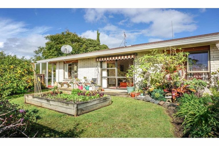 Photo of property in 1a Golf View Road, Kerikeri, 0230