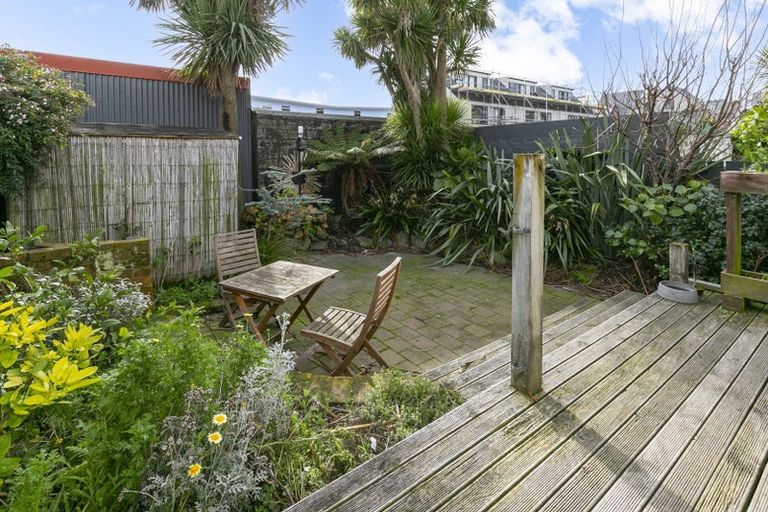 Photo of property in 39 Normanby Street, Newtown, Wellington, 6021