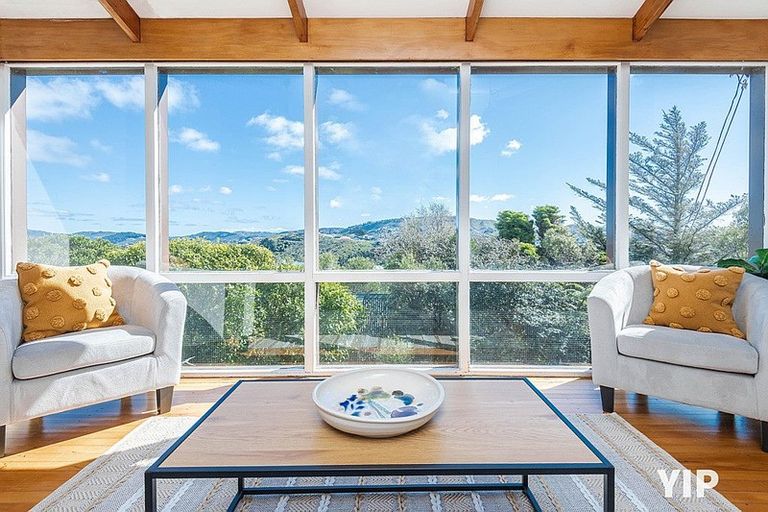 Photo of property in 89 Black Rock Road, Newlands, Wellington, 6037