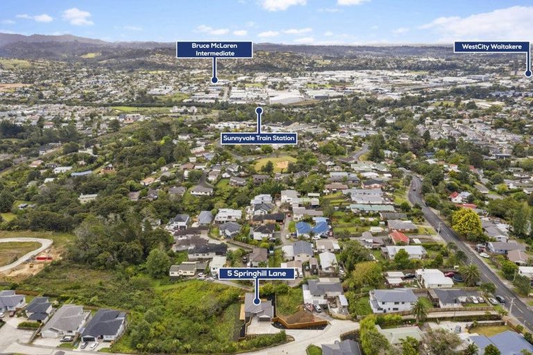 Photo of property in 5 Springhill Lane, Sunnyvale, Auckland, 0612