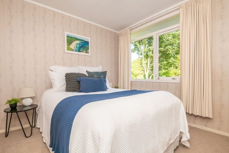 Photo of property in 259 Middleton Road, Glenside, Wellington, 6037