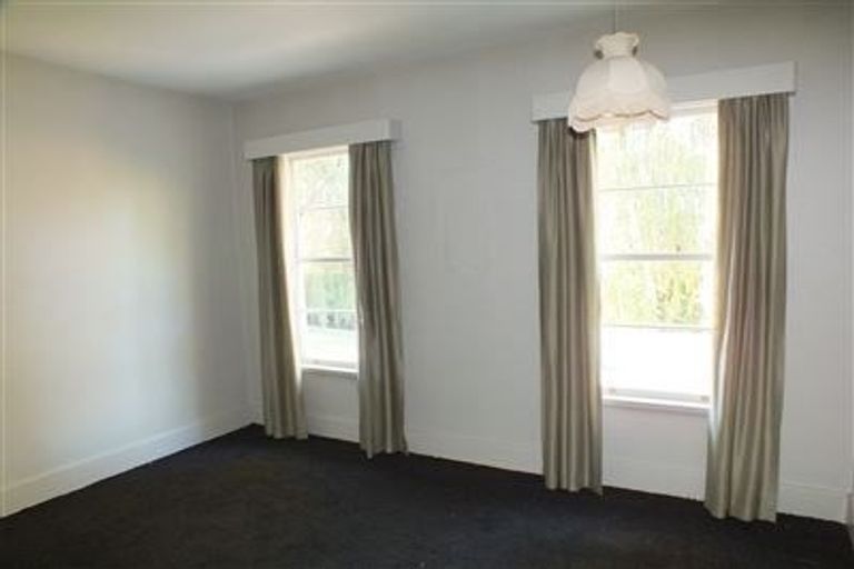 Photo of property in 98 Kahu Road, Fendalton, Christchurch, 8041