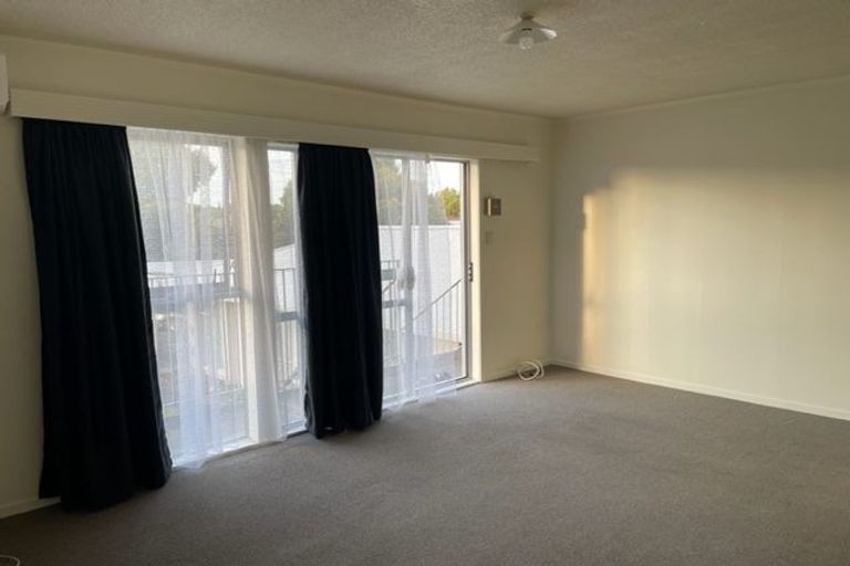 Photo of property in 4 Atkinson Avenue, Papatoetoe, Auckland, 2025