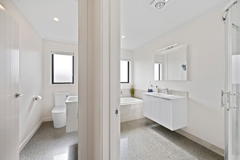 Photo of property in 29 Daniel Parade, Mangawhai, 0975