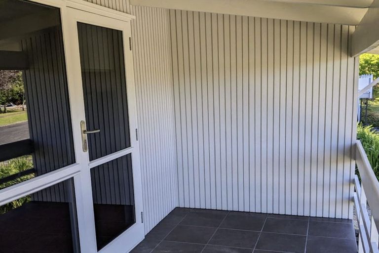 Photo of property in 61 Seddon Crescent, Whataupoko, Gisborne, 4010