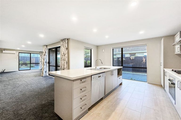 Photo of property in 168b Palmers Road, New Brighton, Christchurch, 8083