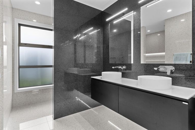 Photo of property in 4 Kotare Grove, Cambridge, 3434