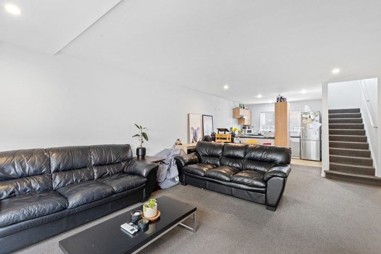 Photo of property in 4/75 Burke Street, Addington, Christchurch, 8024