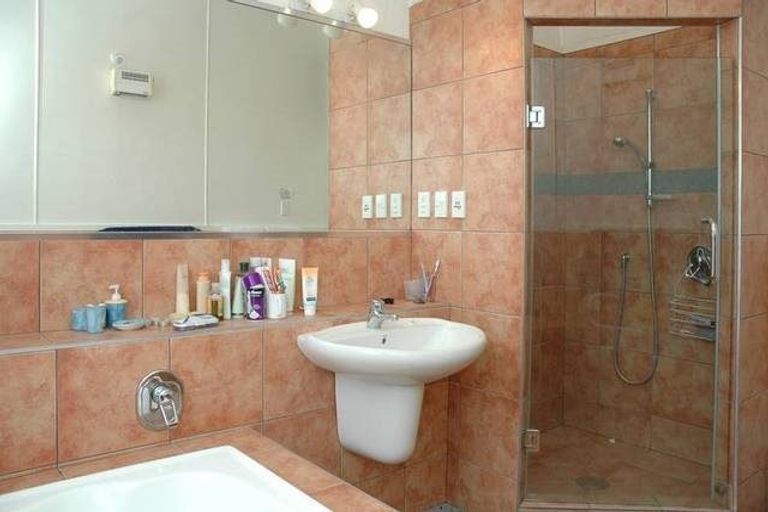 Photo of property in 1020 George Street, North Dunedin, Dunedin, 9016