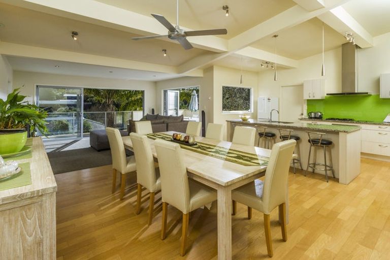 Photo of property in 93 Stredwick Drive, Torbay, Auckland, 0630