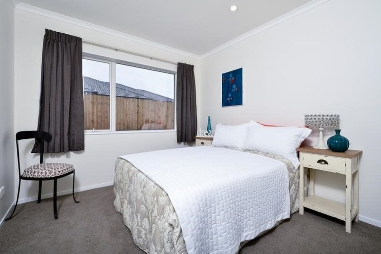 Photo of property in 7 Pohue Avenue, Huapai, Kumeu, 0810