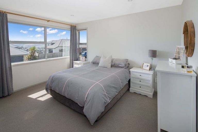 Photo of property in 19a Comber Place, Johnsonville, Wellington, 6037