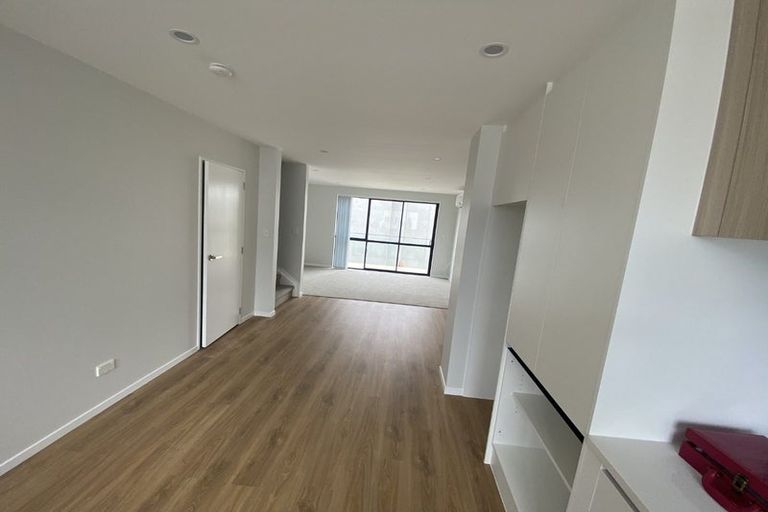 Photo of property in 6 Hinonga Loop, Silverdale, 0932