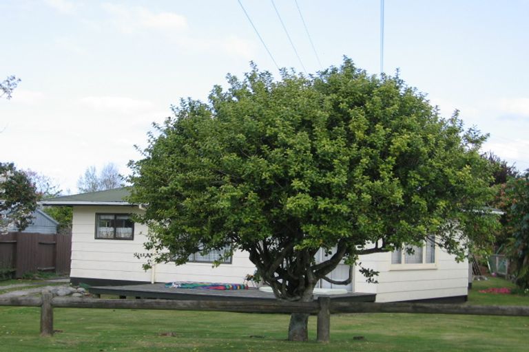 Photo of property in 14 Fairview Road, Western Heights, Rotorua, 3015