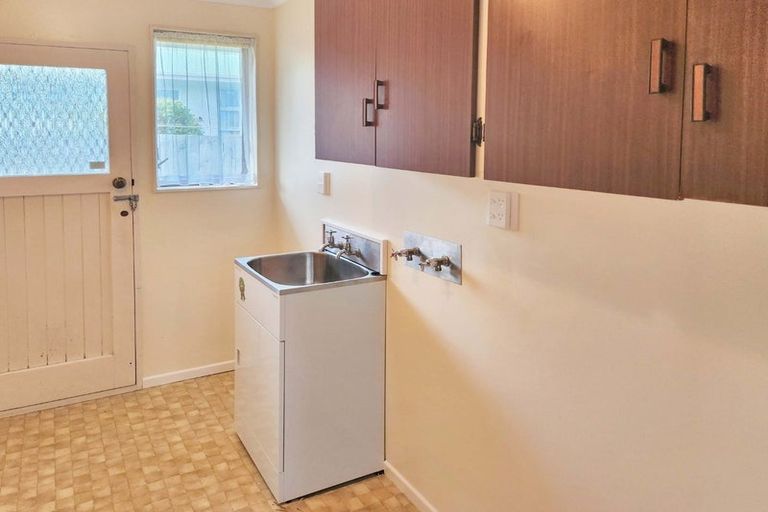 Photo of property in 1 Korau Grove, Stokes Valley, Lower Hutt, 5019