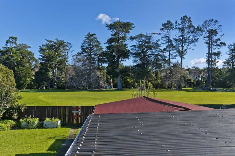 Photo of property in 61 Wilsher Crescent, Henderson, Auckland, 0612