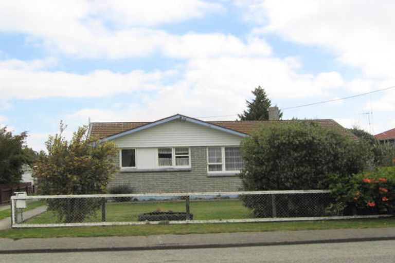 Photo of property in 21 John Street, Temuka, 7920