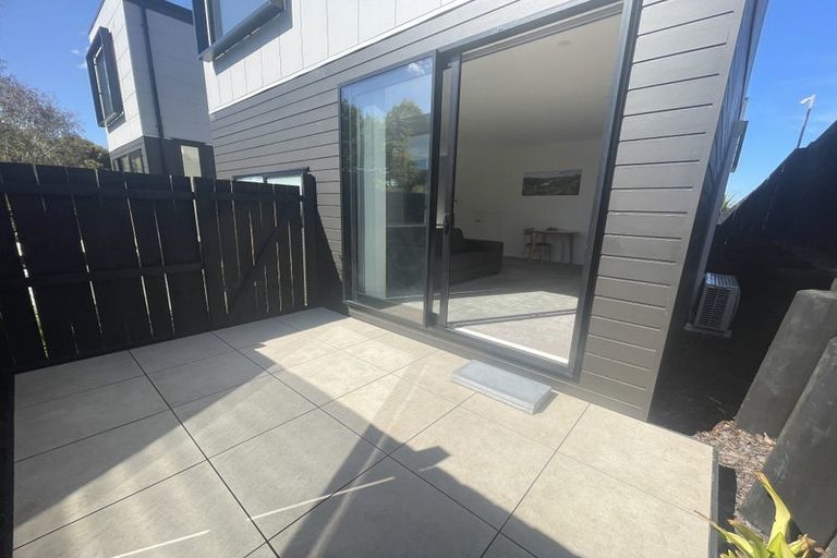 Photo of property in 14b Andrew Road, Howick, Auckland, 2010