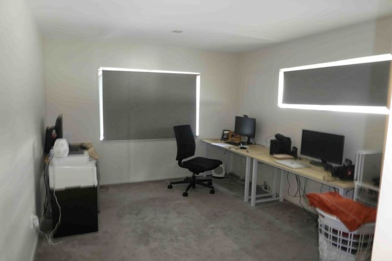 Photo of property in 39a Keegan Drive, Massey, Auckland, 0614