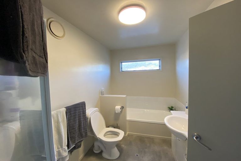 Photo of property in 11 Douglas Street, Mount Cook, Wellington, 6021