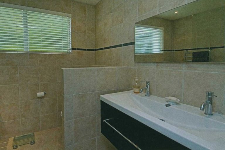 Photo of property in 14 Brightside Road, Stanmore Bay, Whangaparaoa, 0932