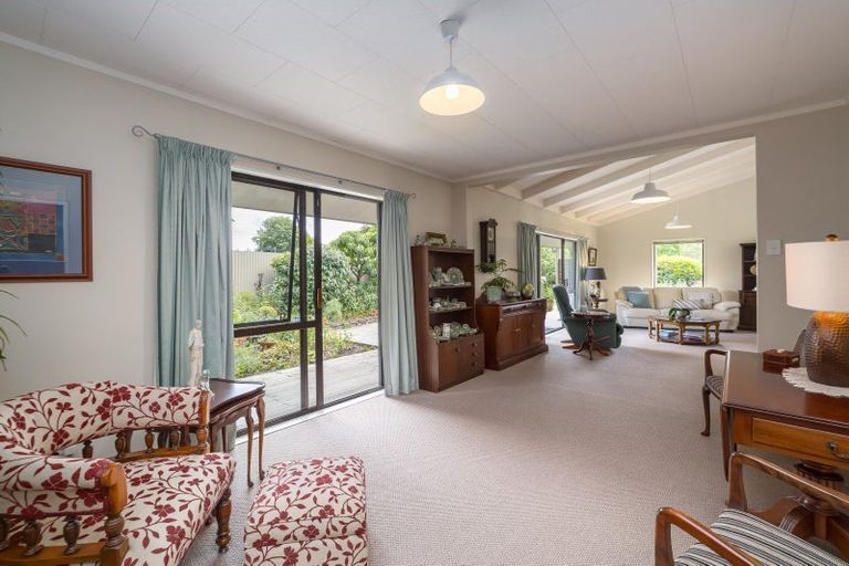 Photo of property in 27 Lincoln Road, Carterton, 5713