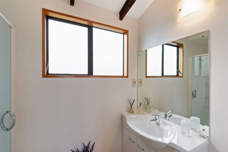 Photo of property in 47 Dunbarton Street, Redwood, Christchurch, 8051