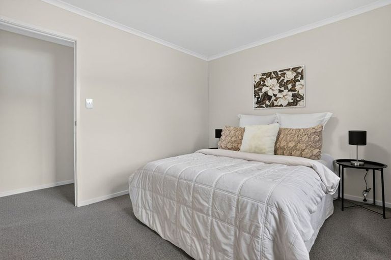 Photo of property in 61d Sabulite Road, Kelston, Auckland, 0602