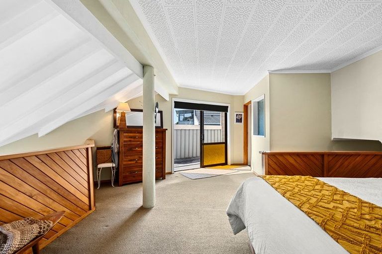 Photo of property in 7 Honnor Place, Hurdon, New Plymouth, 4310