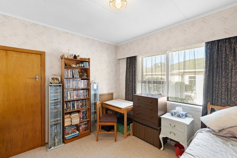 Photo of property in 21 Elizabeth Place, Ferndale, New Plymouth, 4310