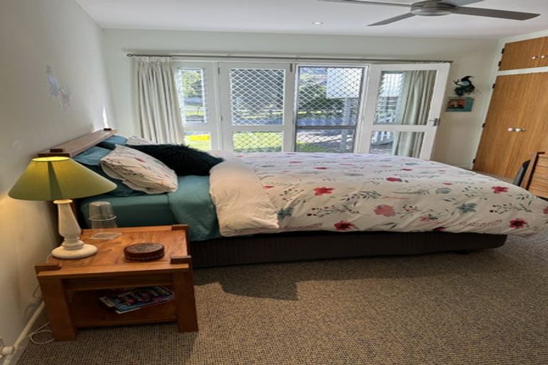 Photo of property in 25 Lysnar Street, Okitu, Gisborne, 4010