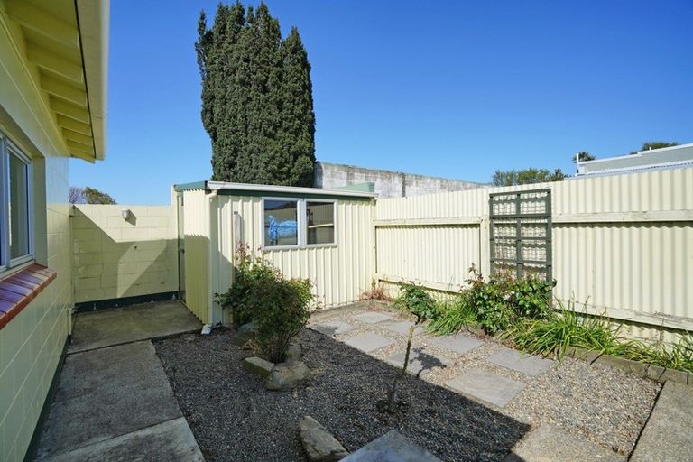 Photo of property in 71 Heywood Street, Grasmere, Invercargill, 9810