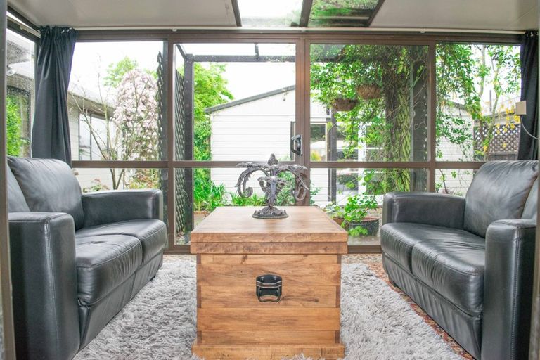 Photo of property in 32 Kowhai Avenue, Rangiora, 7400