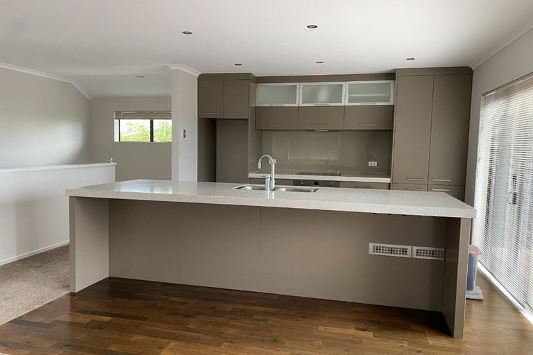 Photo of property in 8a Fortyfoot Lane, Sunnyhills, Auckland, 2010