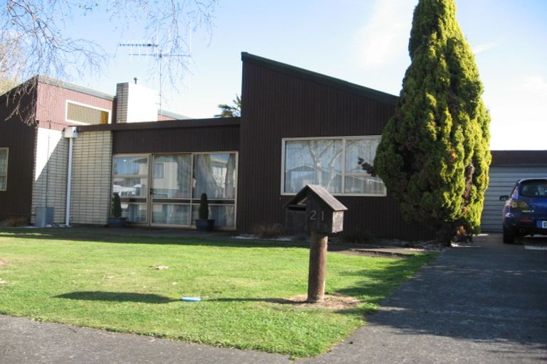 Photo of property in 21 Exeter Crescent, Springvale, Whanganui, 4501